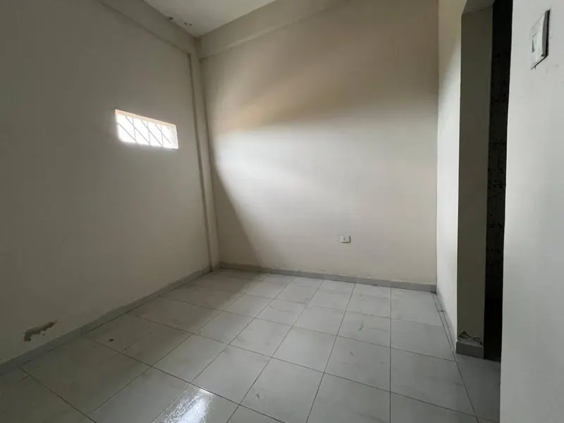 Corner house for commercial use for sale in Integración del Norte: foto 5 de 11