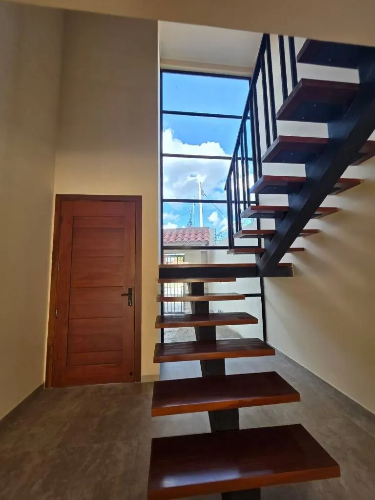 Casa de 3 dormitorios en venta en la Zona Este, 197 m²: foto 12 de 23