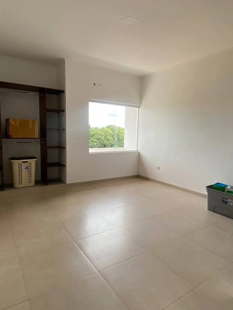 Departamento de 3 dormitorios en venta en la Zona Sur, con parqueo: foto 9 de 18