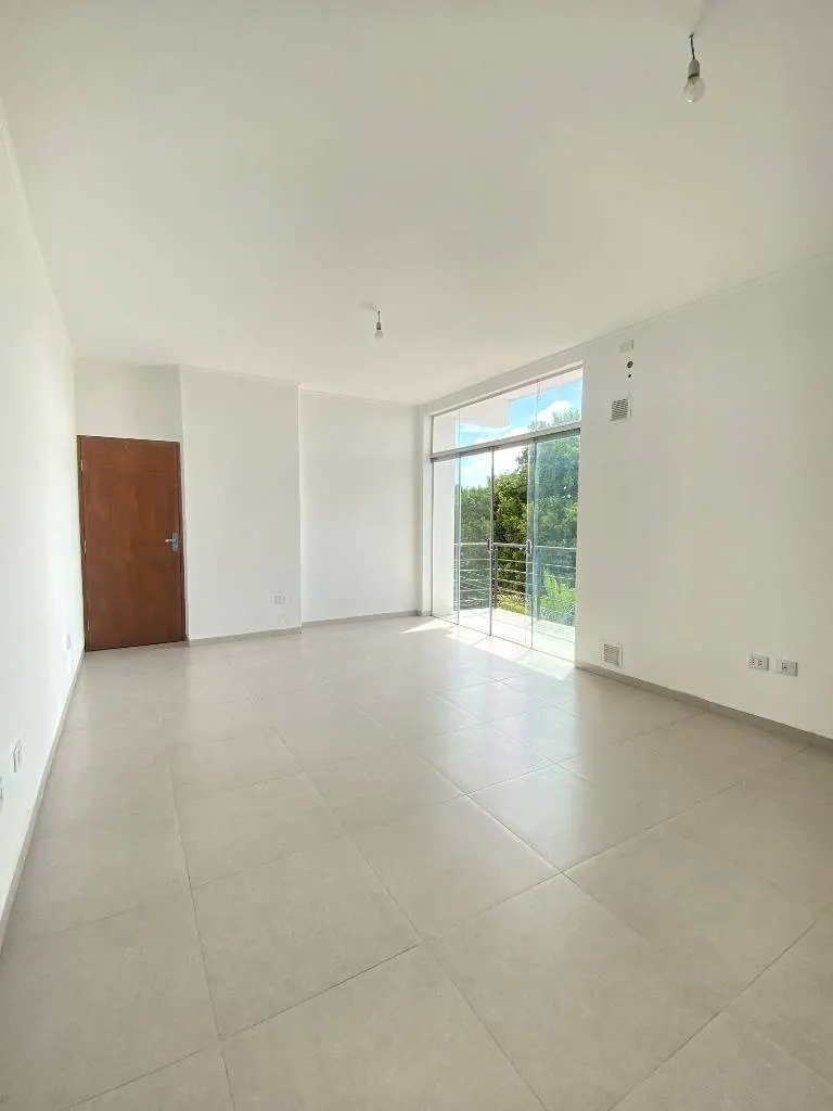 Departamento de 3 dormitorios en venta en la Zona Sur, con parqueo: foto 15 de 18
