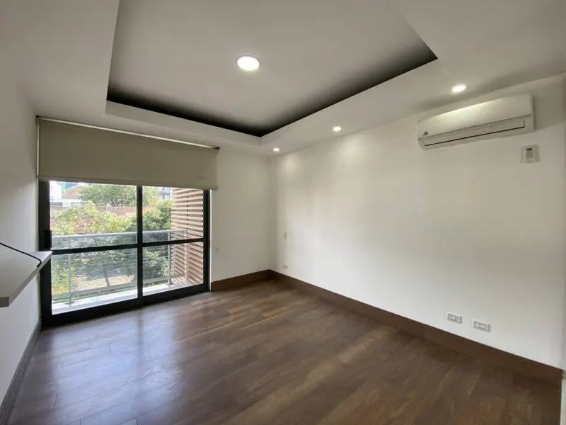 Departamento de 2 dormitorios en venta en Sky Blue, Equipetrol: foto 6 de 17