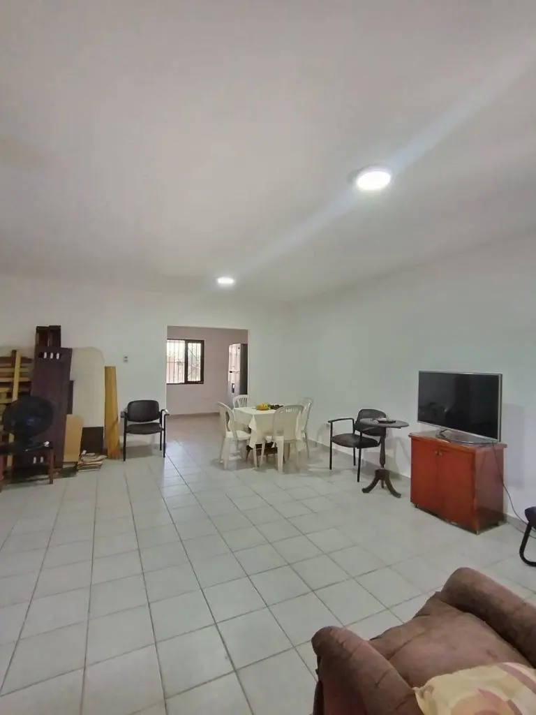 Casa de 4 dormitorios con local comercial en venta en Palmar: foto 3 de 6