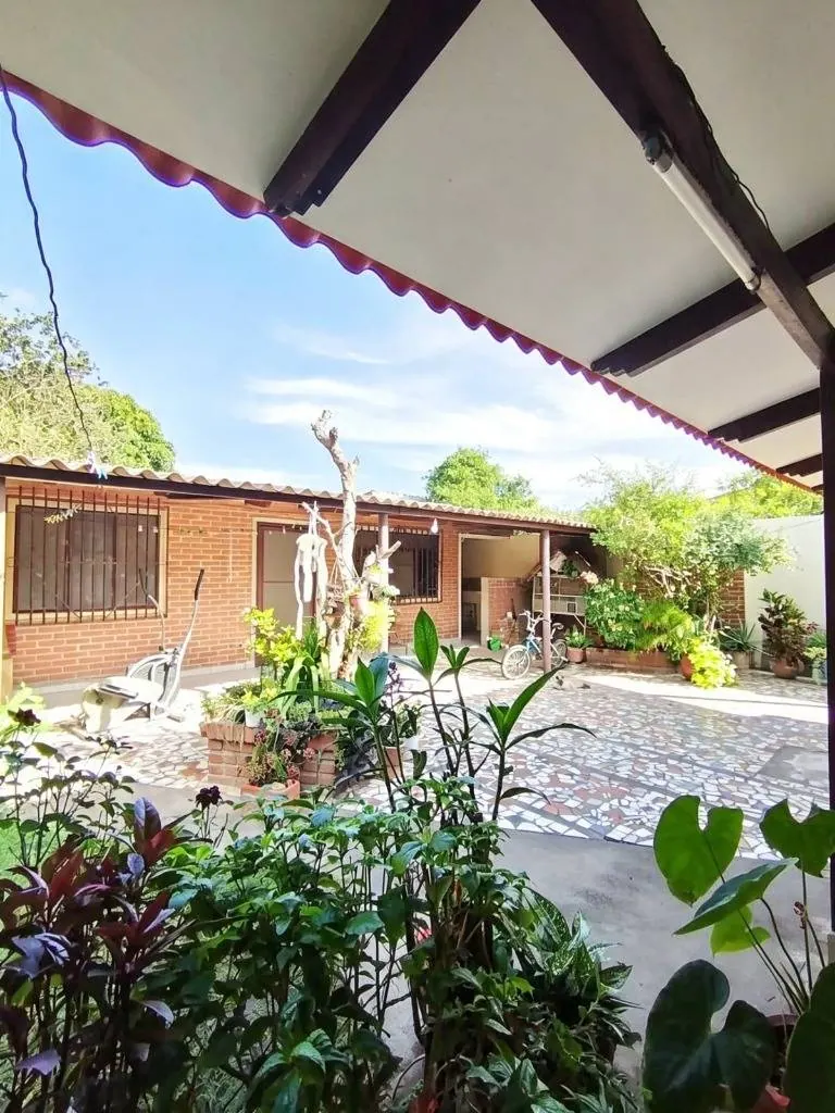 Casa de 4 dormitorios con local comercial en venta en Palmar: foto 4 de 6