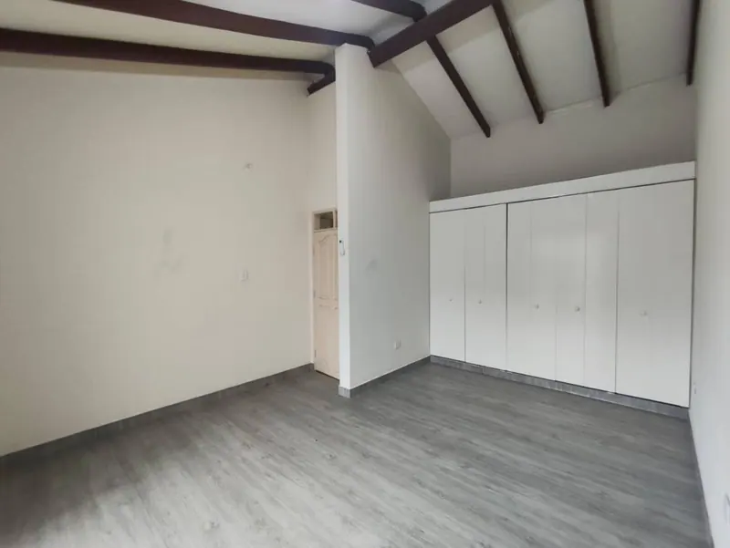 Commercial house for rent in Equipetrol, 2 floors: foto 7 de 14
