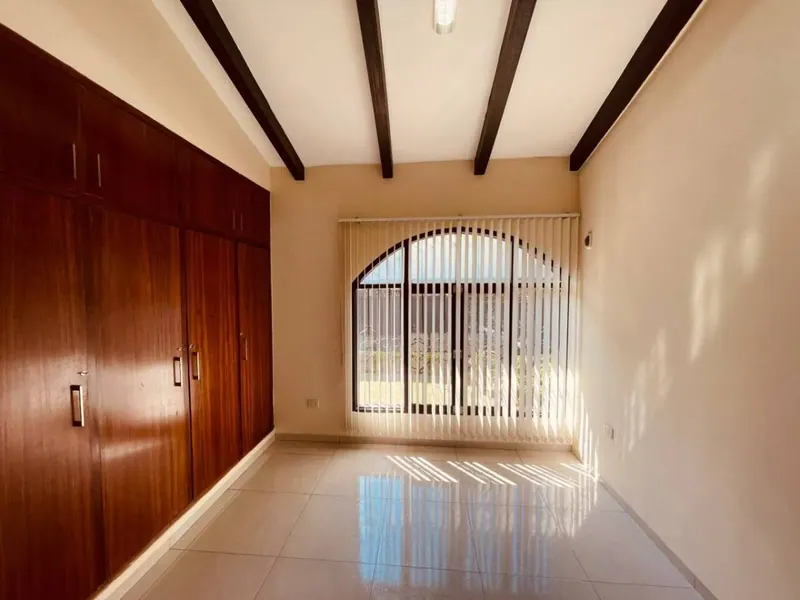 Casa de 251 m² en alquiler para oficinas en el Centro: foto 13 de 22