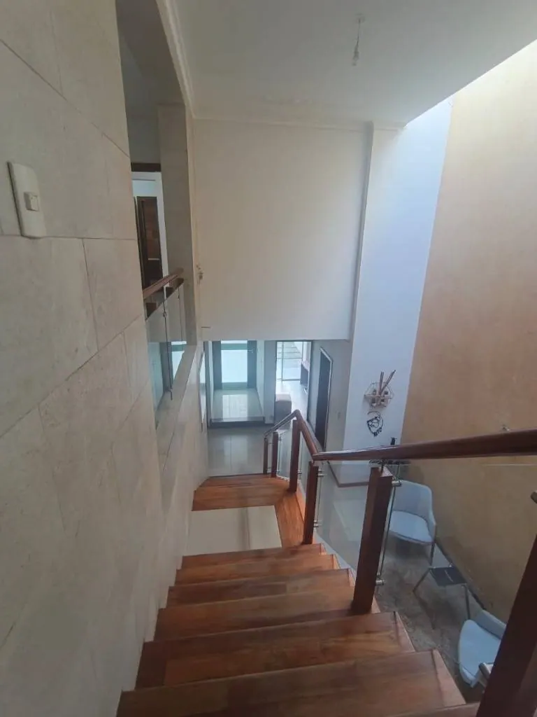 Casa de 4 dormitorios en venta en la Av. Alemana, Zona Norte: foto 3 de 9