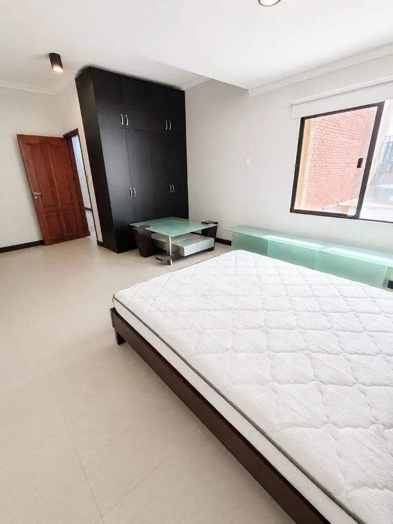 Furnished 322 m² apartment for sale in the Vista Bella gated community: foto 7 de 14