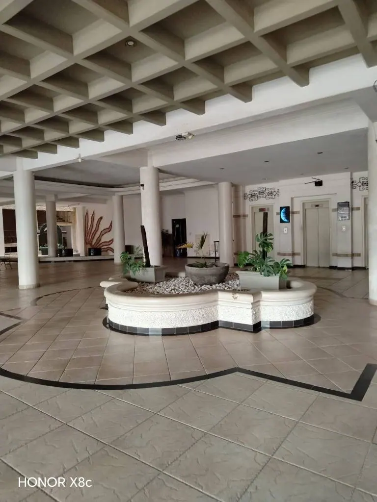 Furnished 322 m² apartment for sale in the Vista Bella gated community: foto 9 de 14