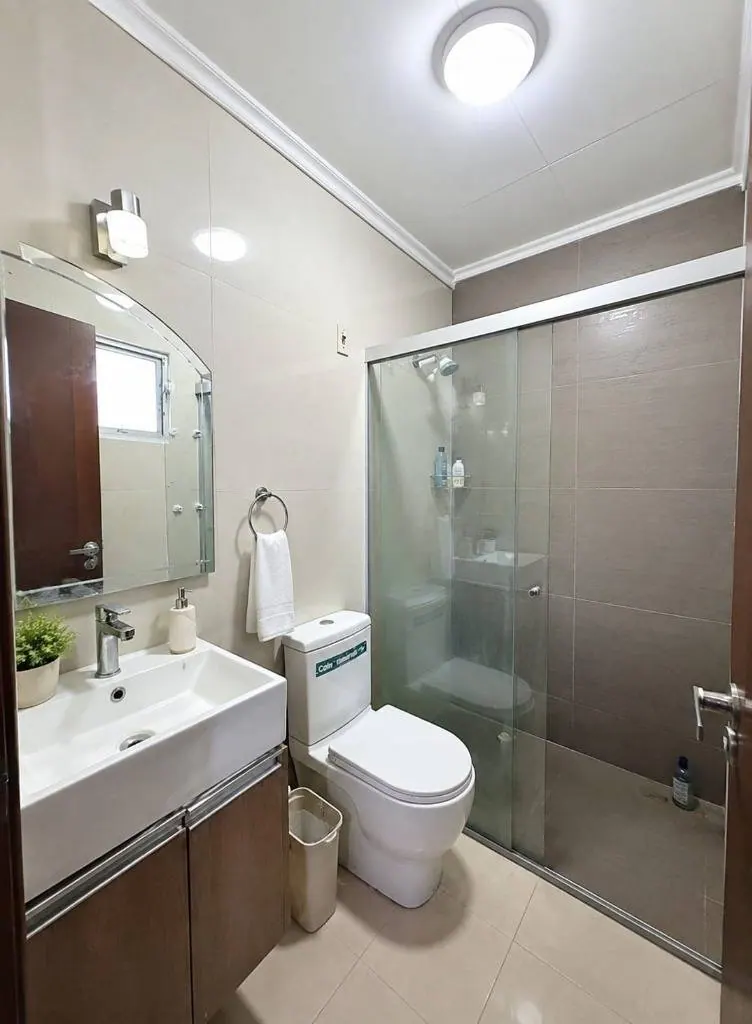 Casa con uso comercial en venta sobre la av. Beni, Zona Norte: foto 10 de 10