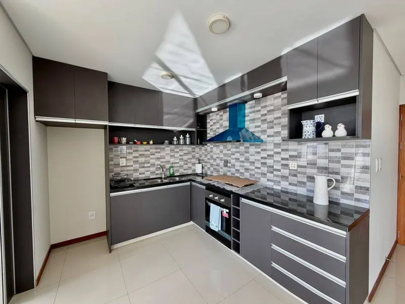 3-bedroom apartment for sale in the Pihare II building: foto 2 de 13