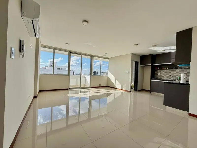 3-bedroom apartment for sale in the Pihare II building: foto 3 de 13