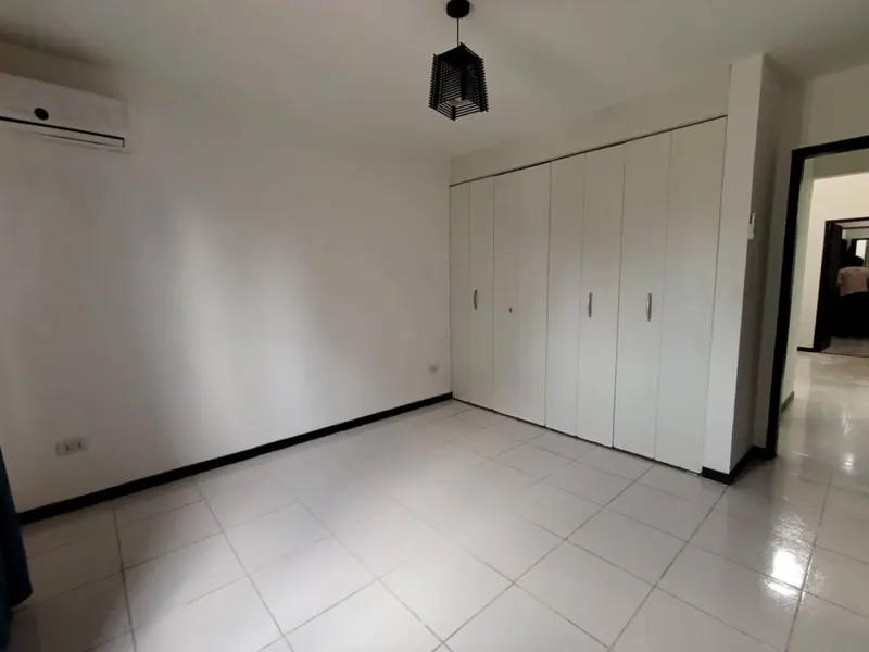4-bedroom house for sale in the Riviera I gated community: foto 19 de 25