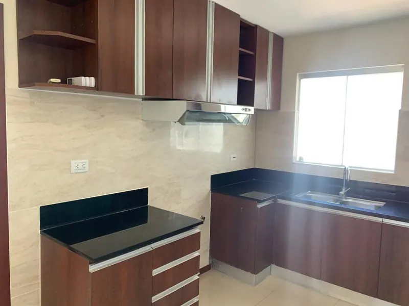 Departamento de 3 dormitorios en venta en el condominio Villa Toscana: foto 2 de 13