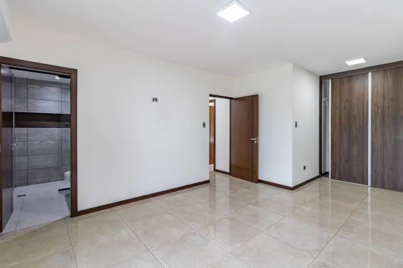 Departamento de 3 dormitorios en venta en el condominio Portofino: foto 6 de 13