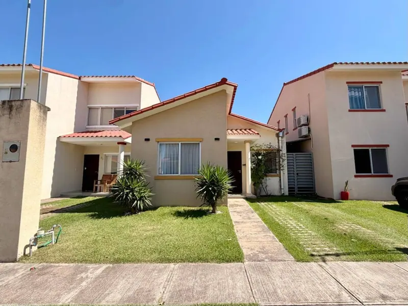 One-story house for sale in the Asai 2 gated community, North Zone: foto 1 de 19