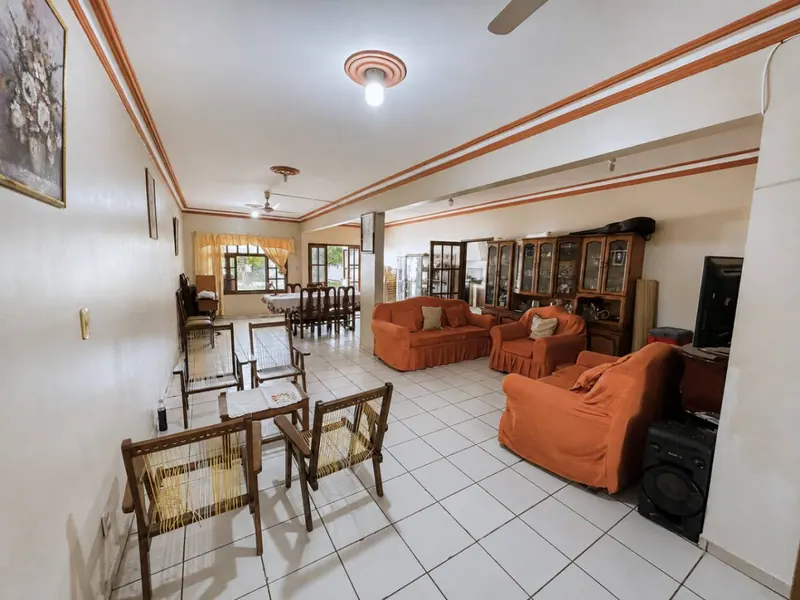 Casa con departamento independiente en venta en el Plan 3000: foto 8 de 18