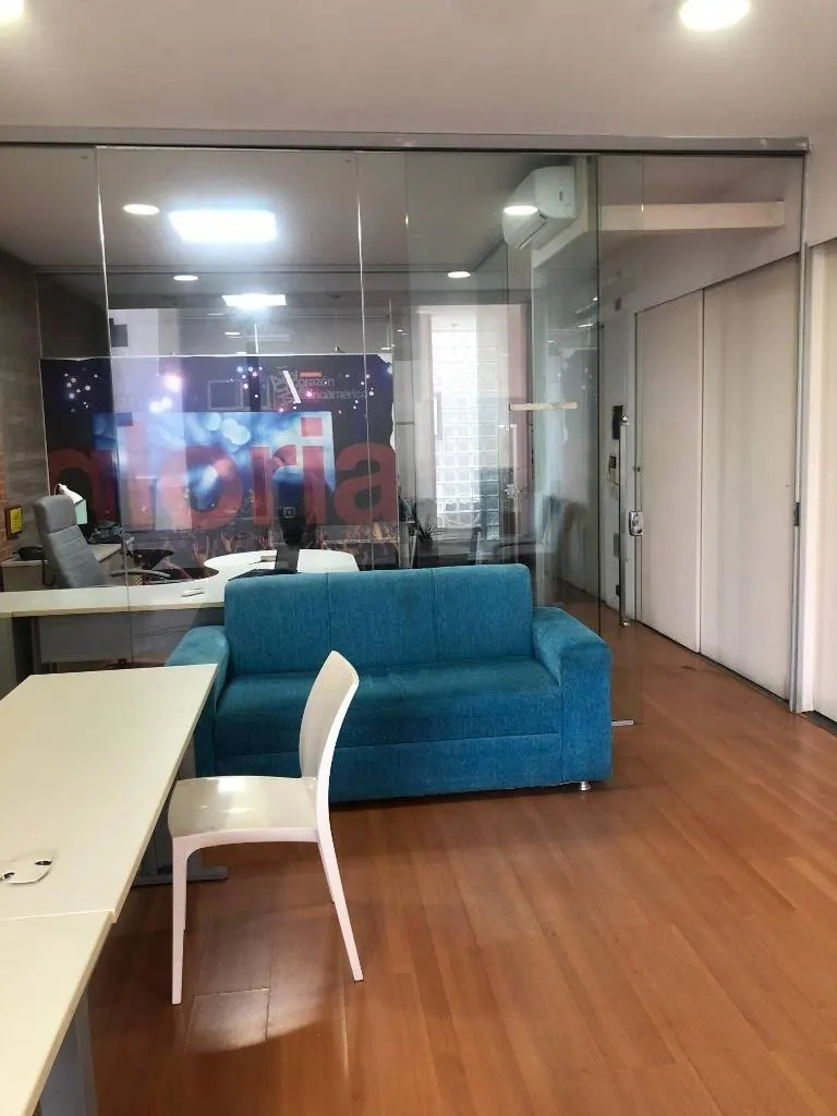 Oficina de 75 m² en alquiler en el edificio The Loft, Equipetrol: foto 7 de 13
