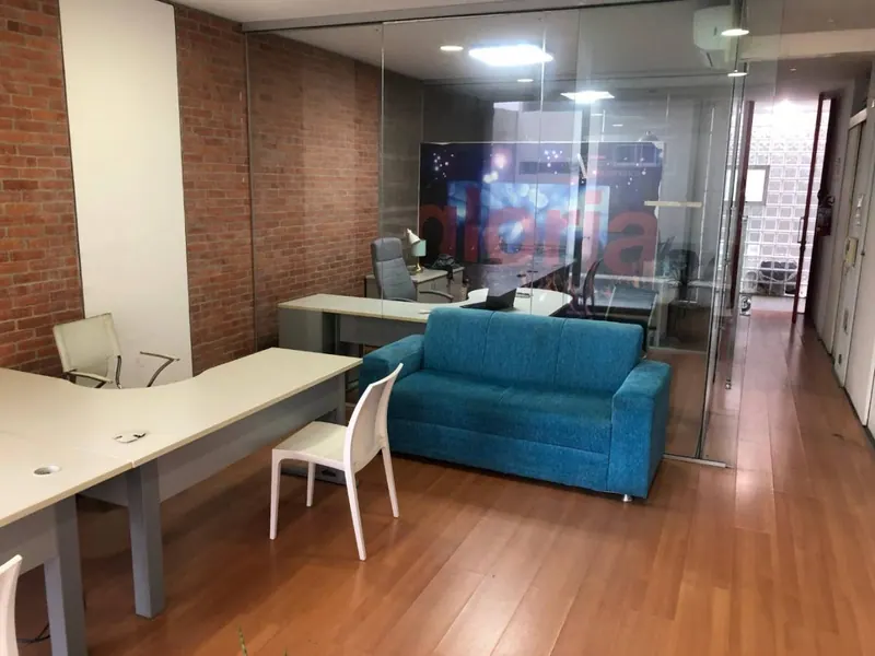 Oficina de 75 m² en alquiler en el edificio The Loft, Equipetrol: foto 9 de 13