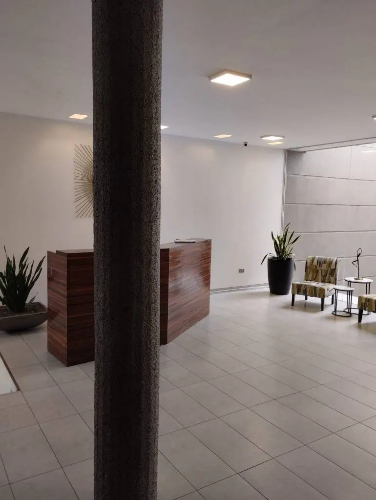 Oficina de 75 m² en alquiler en el edificio The Loft, Equipetrol: foto 11 de 13