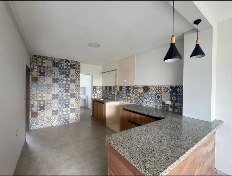 Casa de 3 dormitorios en venta en el condominio Icaraí, Zona Este: foto 3 de 10