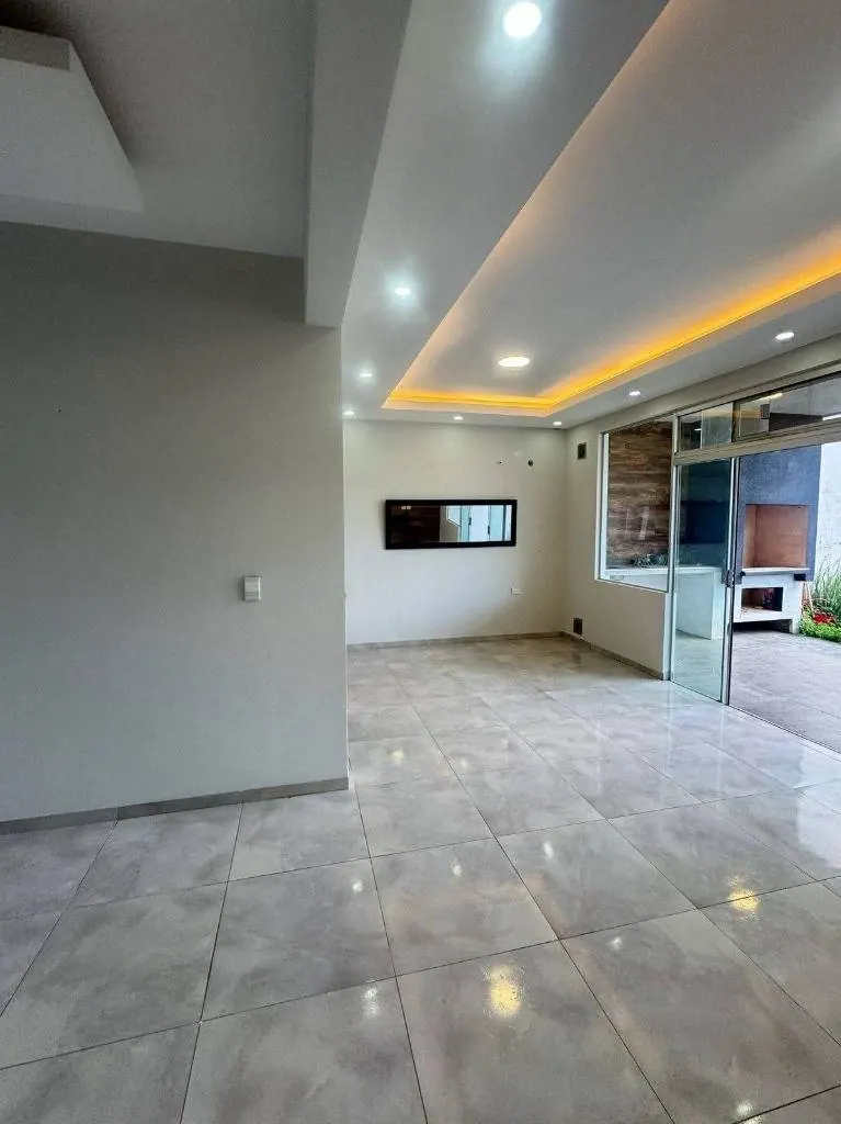 Casa de 3 dormitorios en venta en el condominio Icaraí, Zona Este: foto 6 de 10