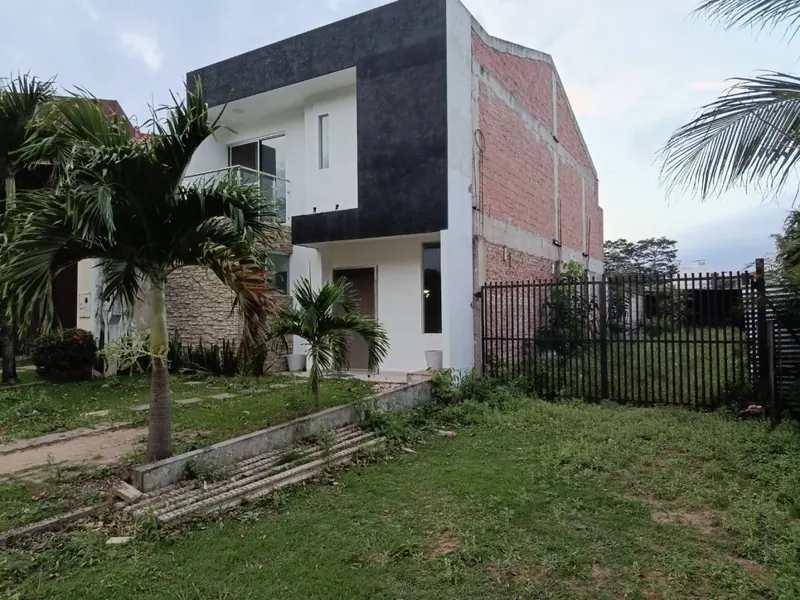 Casa de 3 dormitorios en venta en el condominio Icaraí, Zona Este: foto 10 de 10