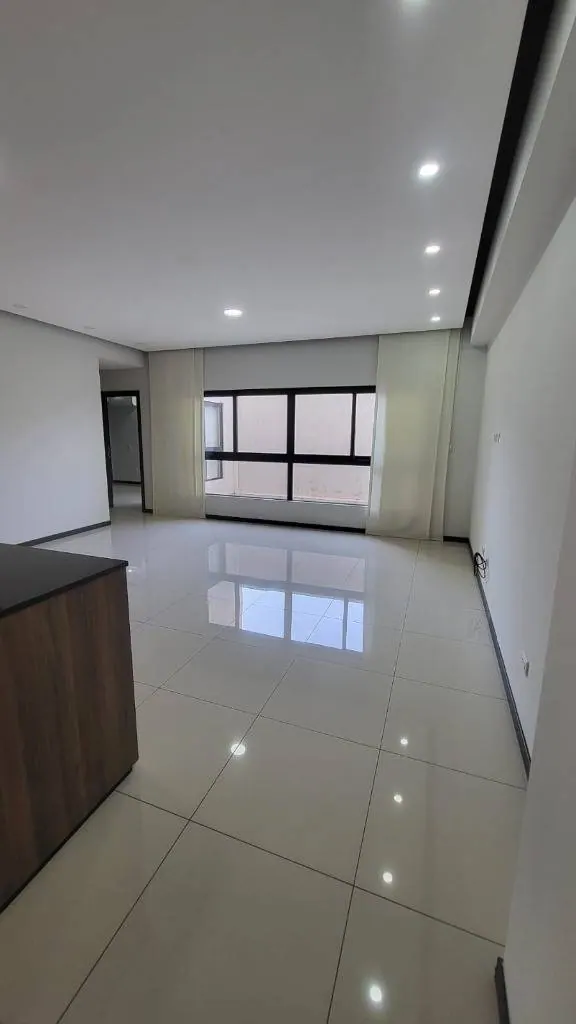 Departamento de 2 dormitorios en venta en Sky Collection, Equipetrol: foto 2 de 21