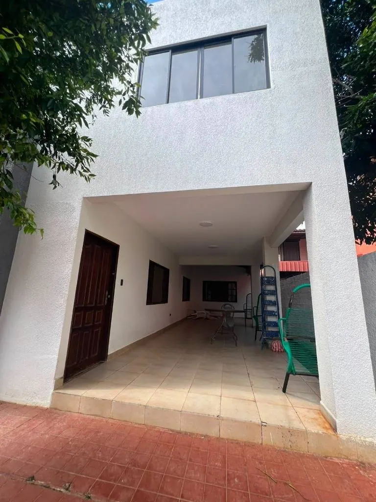House with independent apartment for sale in Warnes, 230 m²: foto 9 de 18
