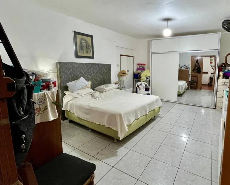 Casa de 4 dormitorios en venta en el Centro, uso comercial: foto 8 de 16