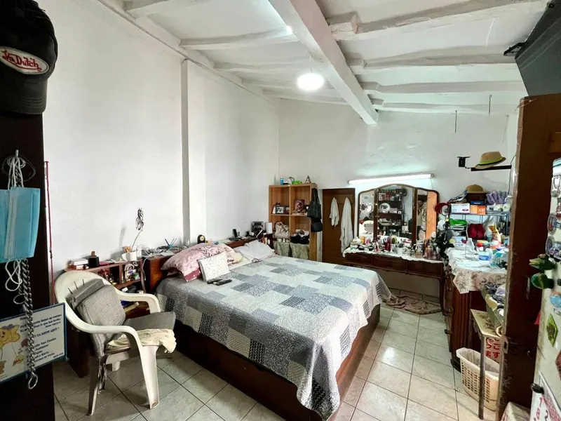 Casa de 4 dormitorios en venta en el Centro, uso comercial: foto 12 de 16