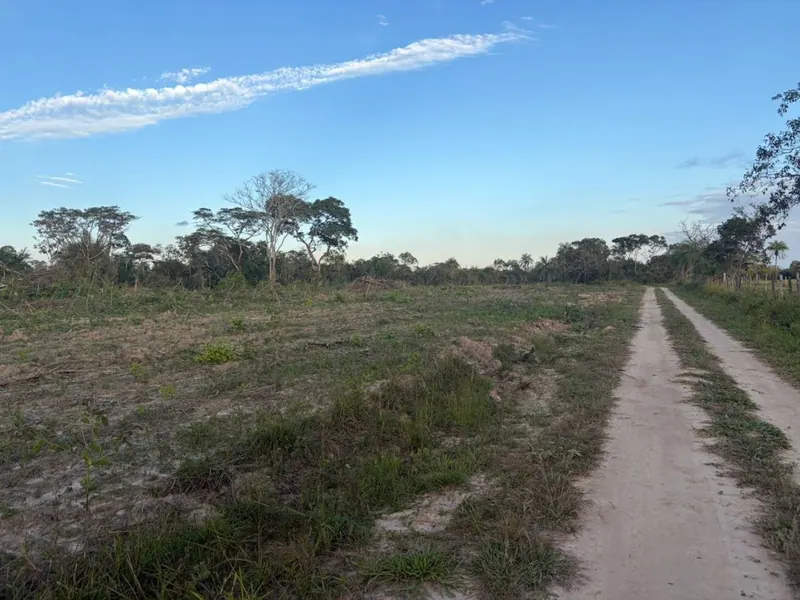 4,660 m² lot for sale in Urubó: foto 3 de 5