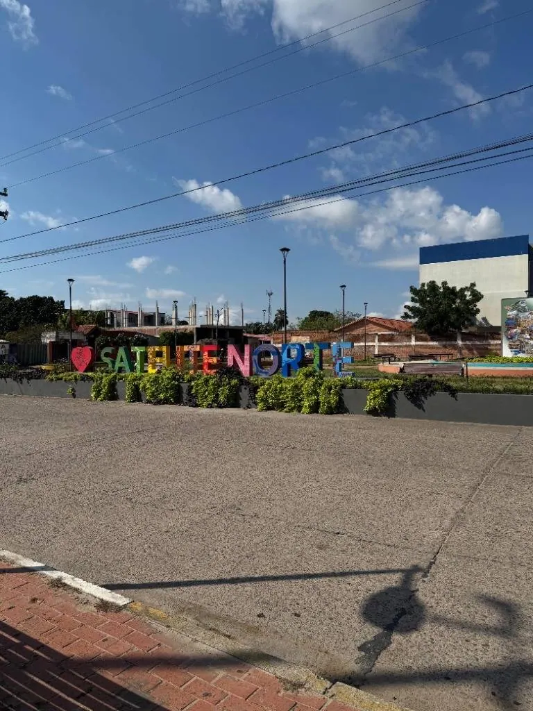 Terreno de 300 m² en venta en Warnes, Barrio Texas: foto 4 de 6