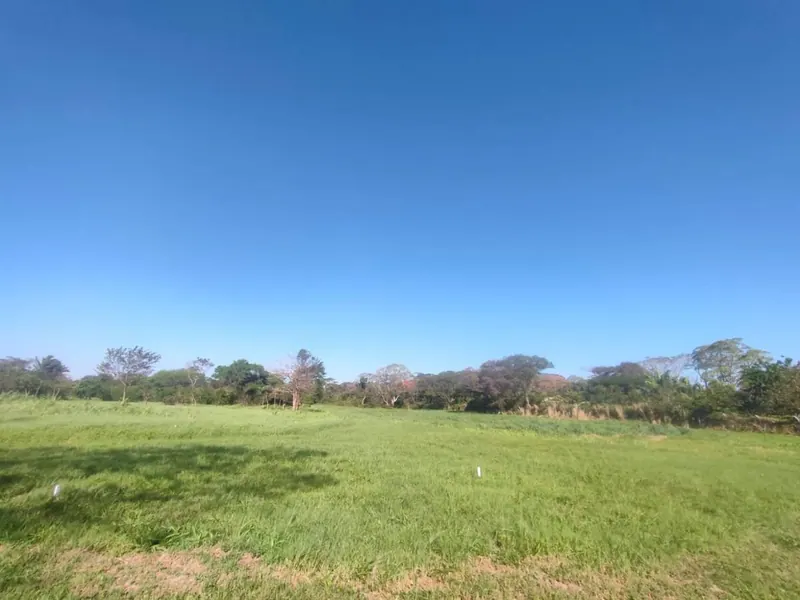 Corner lot of 577.7 m² for sale in Laguna Norte I: foto 2 de 12