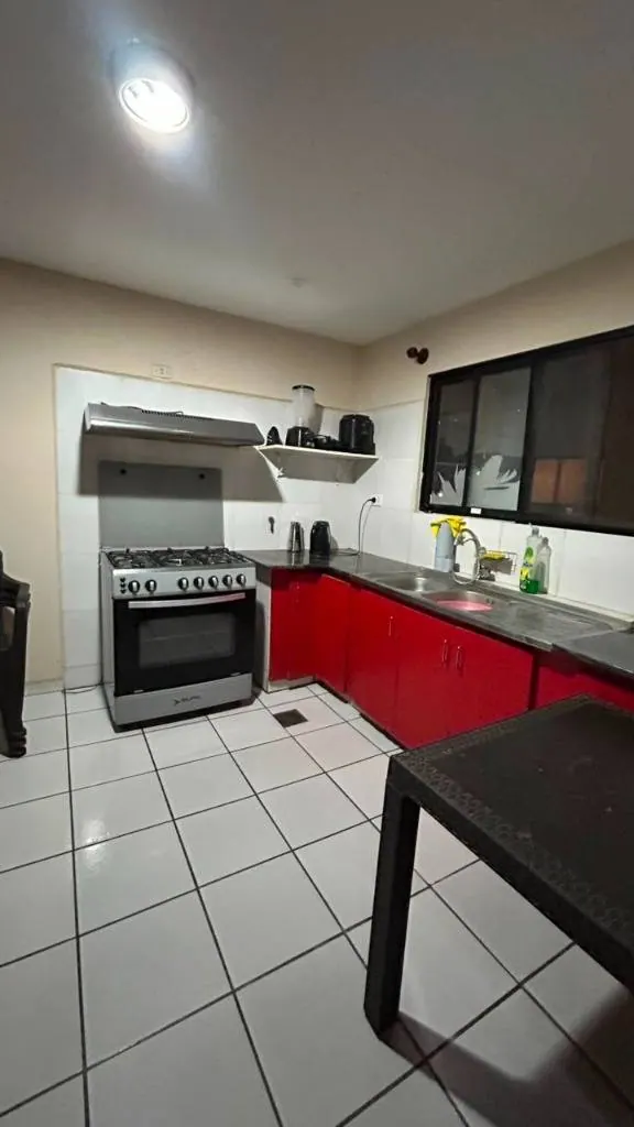 3-bedroom apartment for sale in the Dos Hermanas gated community: foto 2 de 20