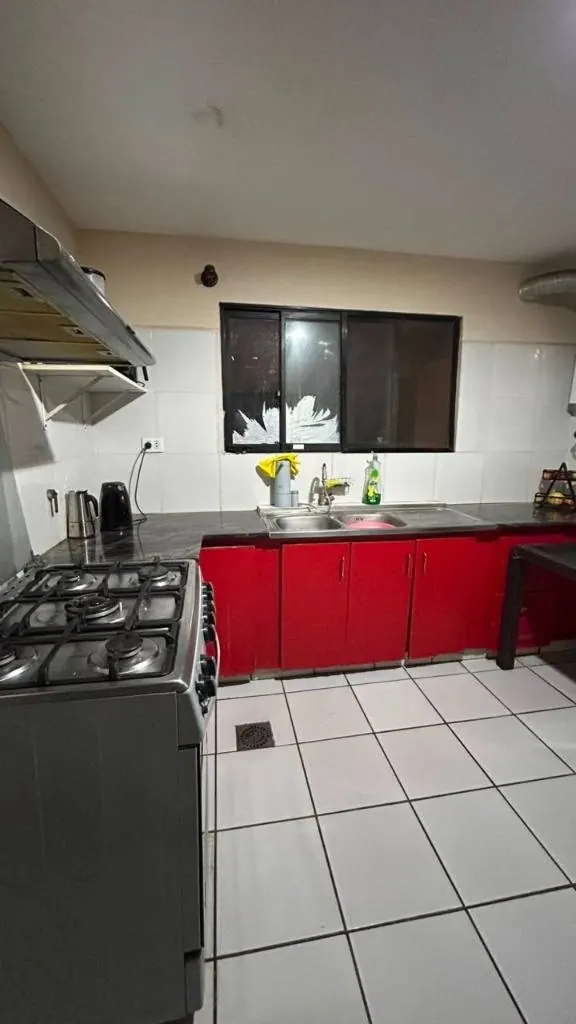 3-bedroom apartment for sale in the Dos Hermanas gated community: foto 3 de 20