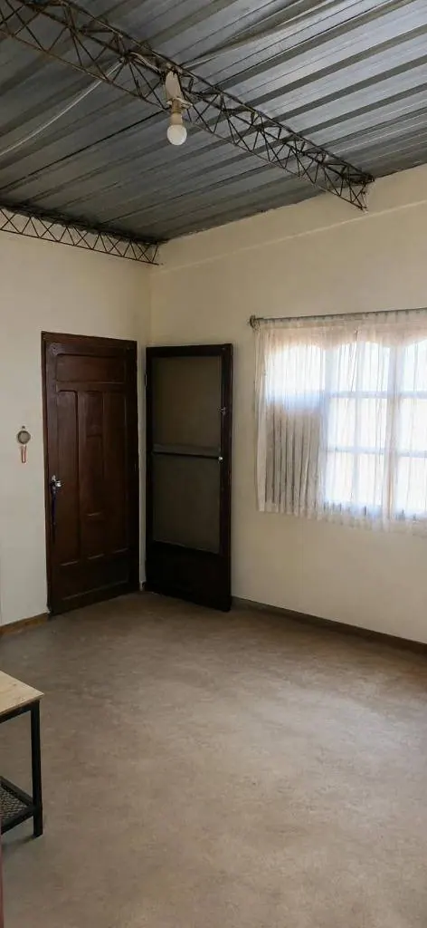 Casa de uso comercial en venta en esquina, km 12 Doble Vía La Guardia: foto 3 de 10