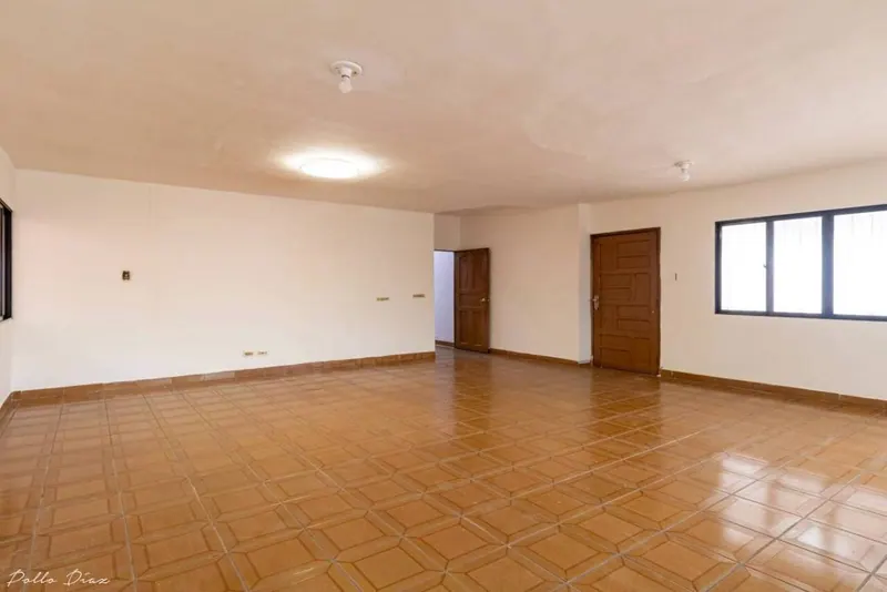 Commercial house for rent near the 3rd ring and Av. Alemana: foto 9 de 18