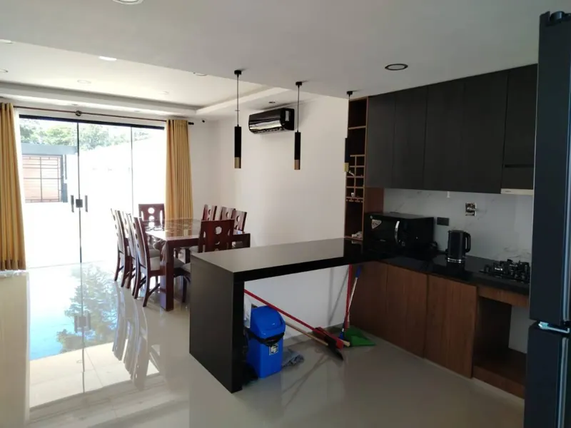 Casa amoblada a estrenar de 4 dormitorios en venta en la Zona Sur: foto 6 de 30