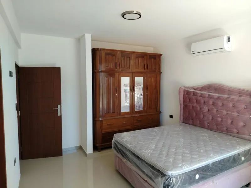 Casa amoblada a estrenar de 4 dormitorios en venta en la Zona Sur: foto 14 de 30