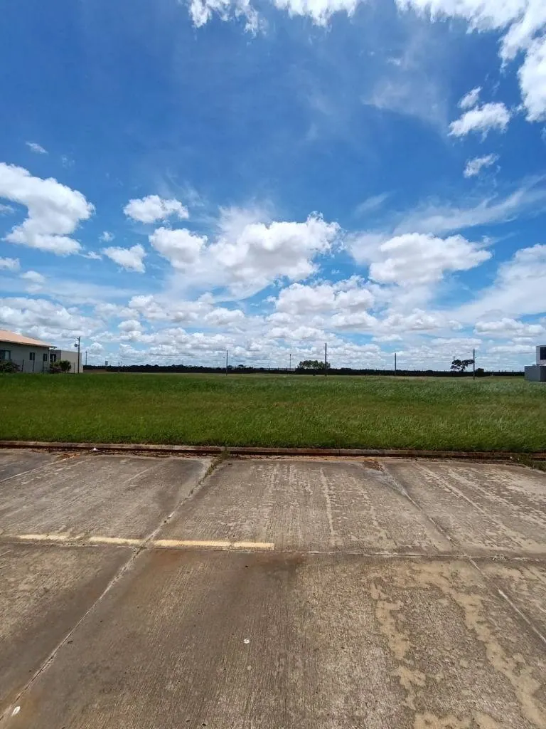 Terreno de 382 m² en venta en Lomas del Urubó Sur: foto 5 de 5