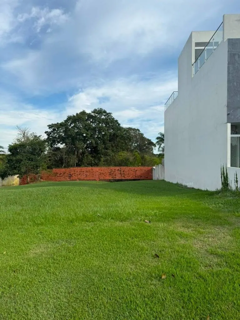 Terreno de 421,84 m² en venta en el condominio Florida 2, Urubó: foto 4 de 5