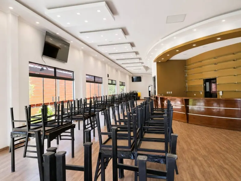 600 m² commercial space for sale in the South Zone: foto 3 de 16