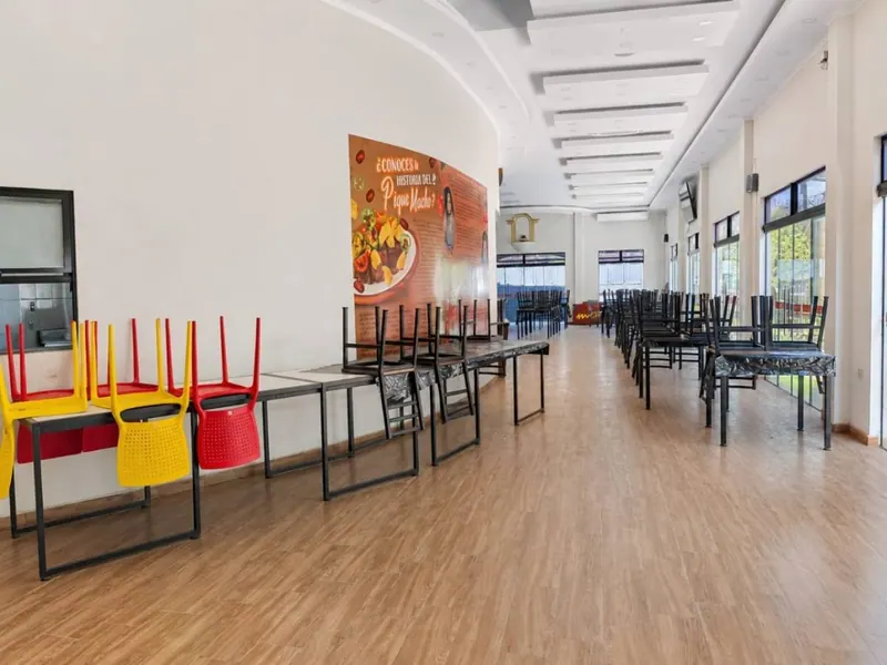 600 m² commercial space for sale in the South Zone: foto 8 de 16