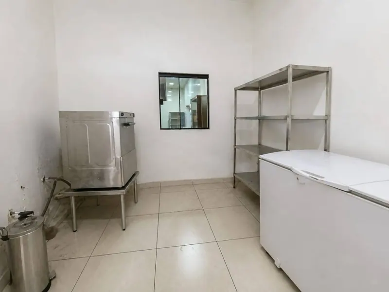 600 m² commercial space for sale in the South Zone: foto 13 de 16