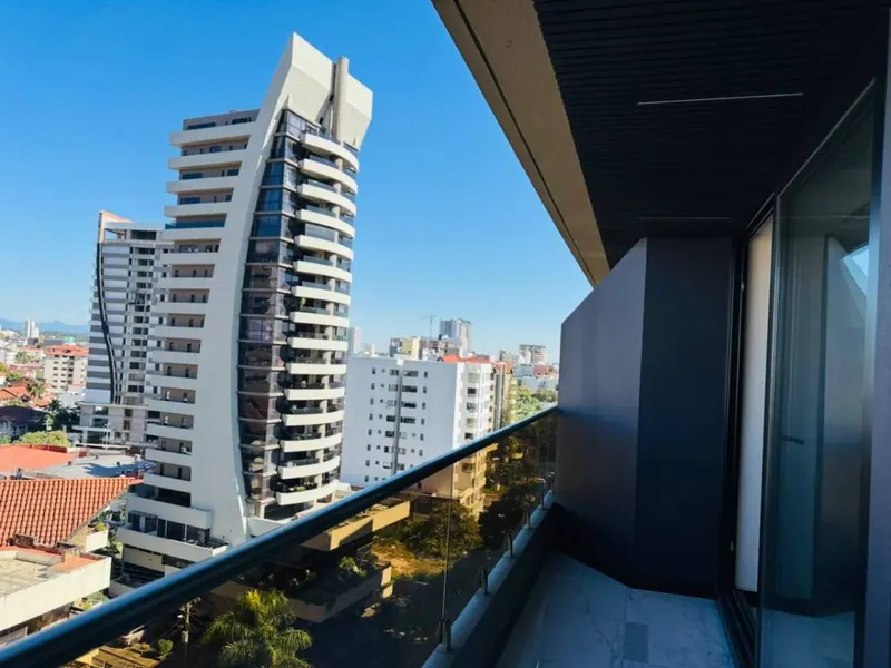 Departamento de 1 dormitorio en venta en Sky Tower, Equipetrol: foto 3 de 10