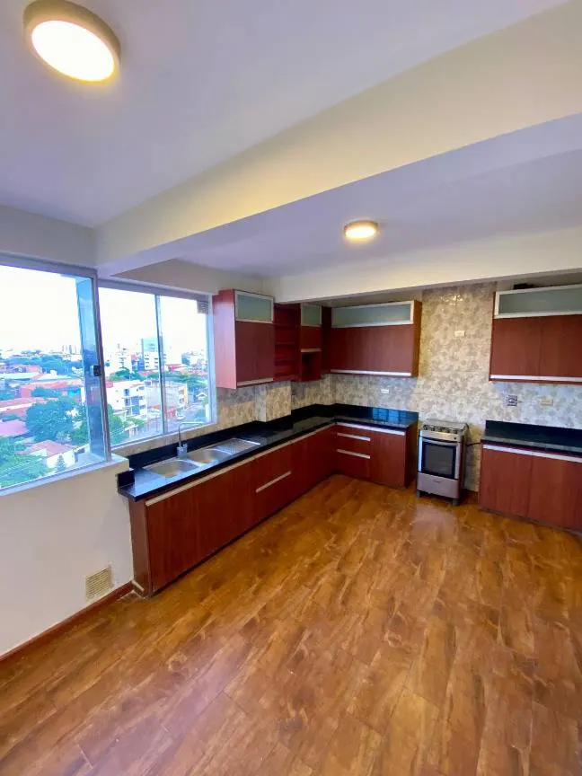 Departamento de 2 dormitorios en venta en Torre Magenta, Zona Norte: foto 3 de 4