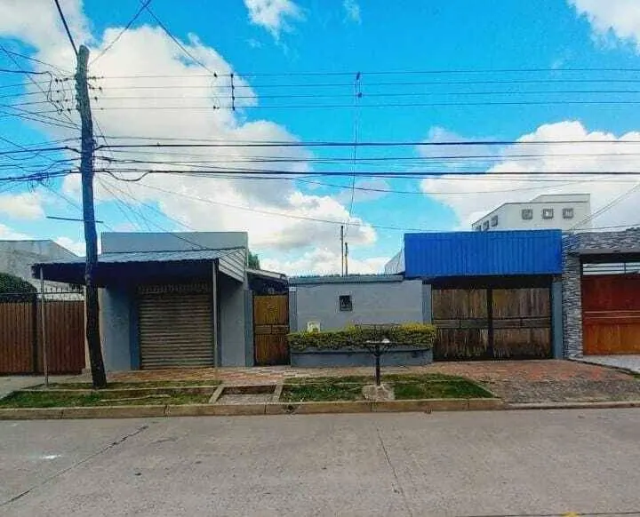 8-bedroom house with commercial space for sale in the South Zone