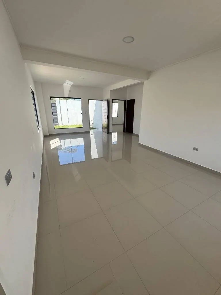 Casa de 2 dormitorios en venta en la Zona Norte, Av. G77: foto 8 de 8