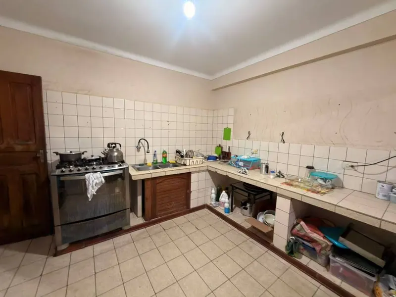 Casa con local comercial y dos viviendas en venta en la Zona Sur: foto 4 de 7