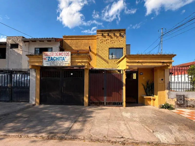 House with 3 apartments for sale on Av. Mutualista: foto 2 de 5